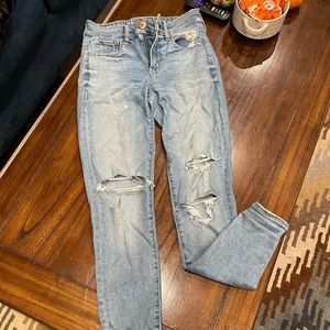 A&E Hi-rise ripped jegging